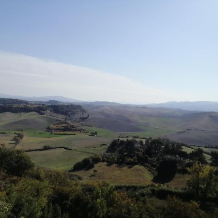 L'angolo della CEI Terricciola Esterno foto